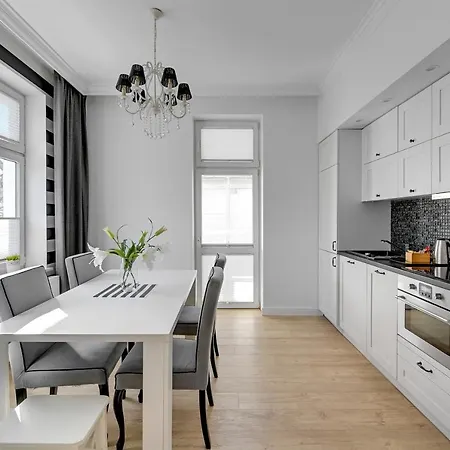 Apartament Glamour Przestronny Obok Monte Cassino By Grand *