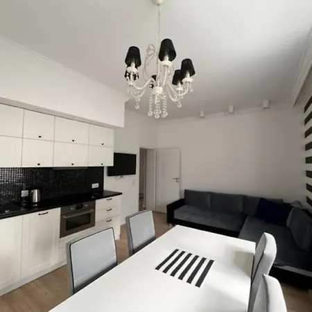 Glamour Przestronny Obok Monte Cassino By Grand סופוט