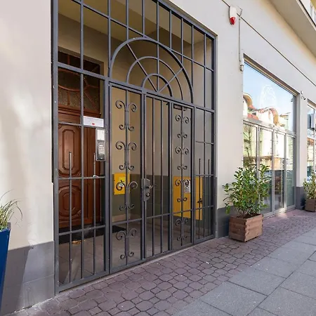 Glamour Przestronny Obok Monte Cassino By Grand דירה *